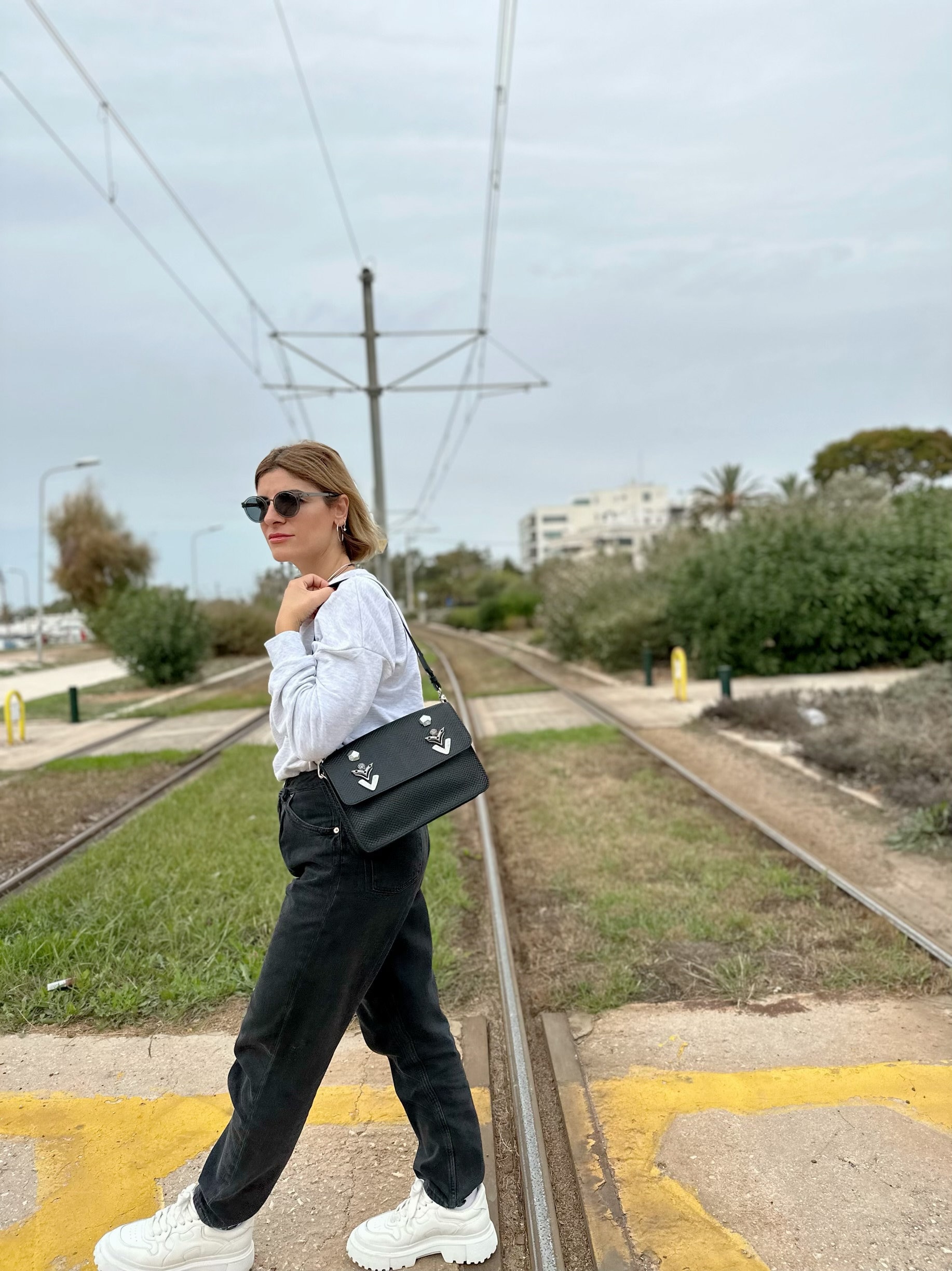 Handmade Black Handbag Full Grain Leather Shoulder Bag Handmade Black Handbag Full Grain Leather Shoulder Bag