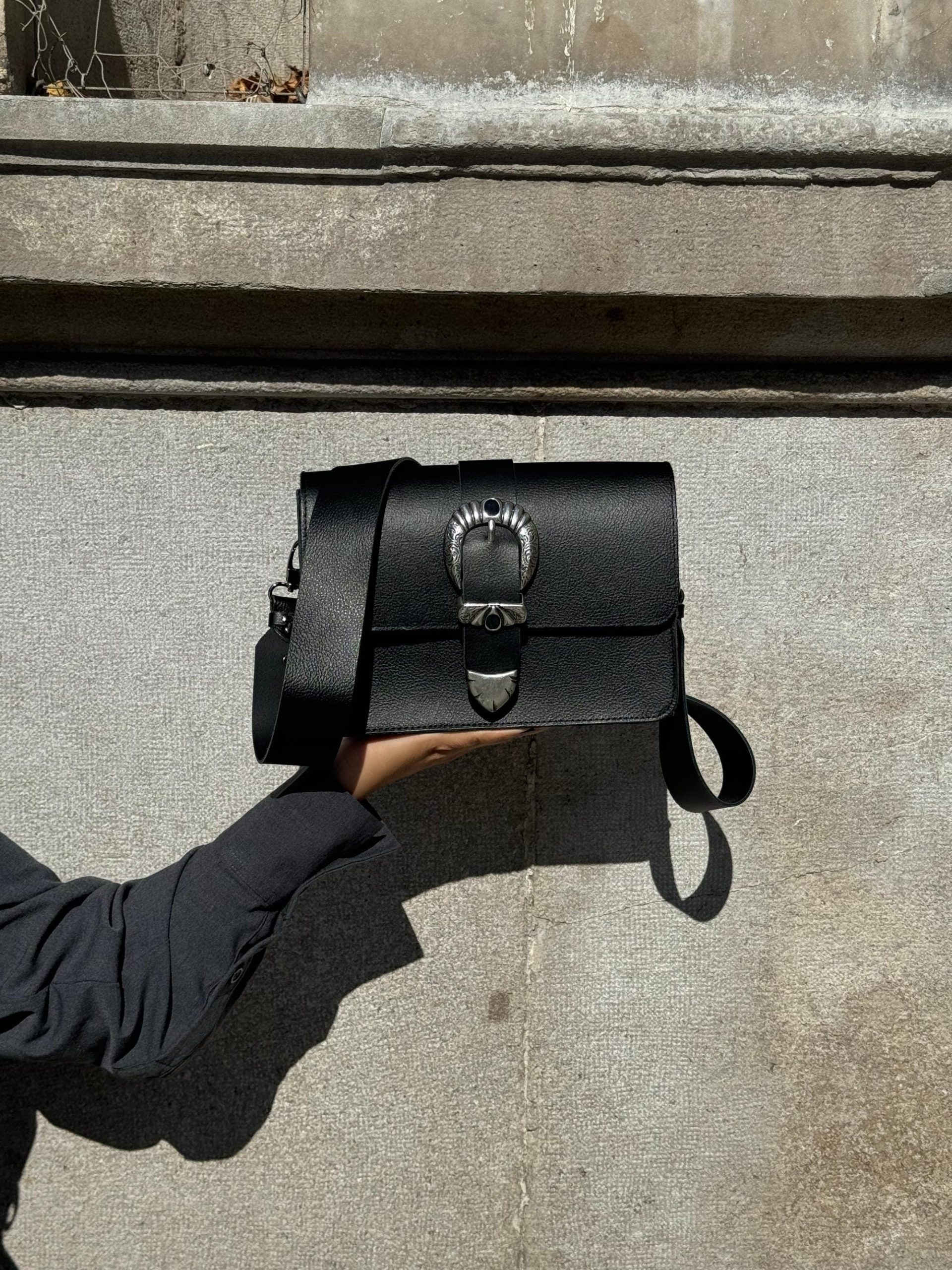 Women Handbag Black Leather Crossbody Bag Full Grain